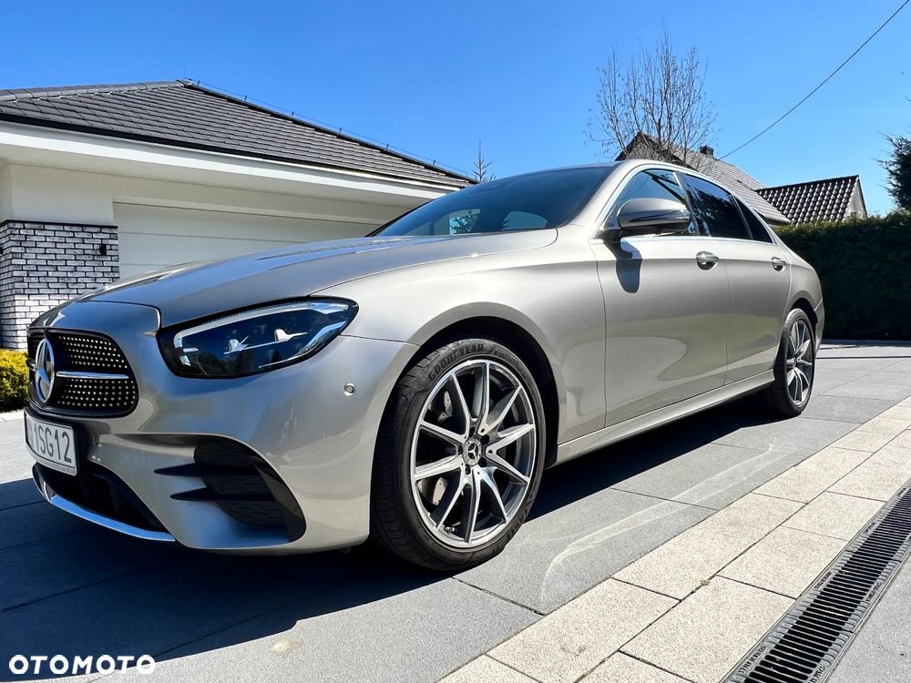 Mercedes-Benz Klasa E 220 d 4Matic 9G-TRONIC AMG Line - 7