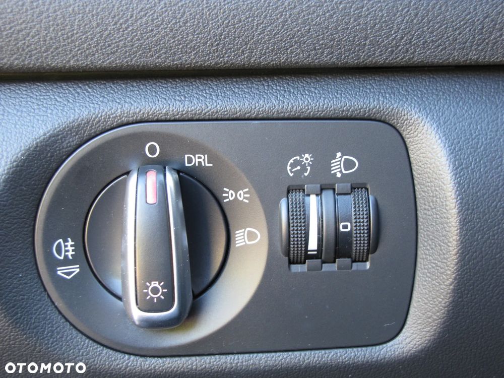Audi A3 Sportback 1.6 Ambiente - 14