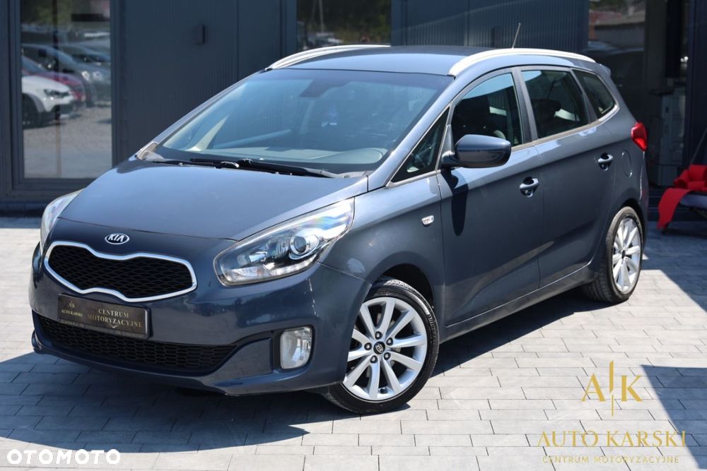 Kia Carens - 7