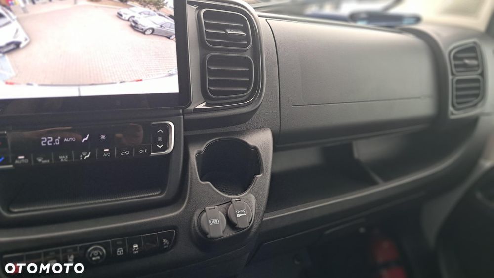 Toyota Proace MAX - 33