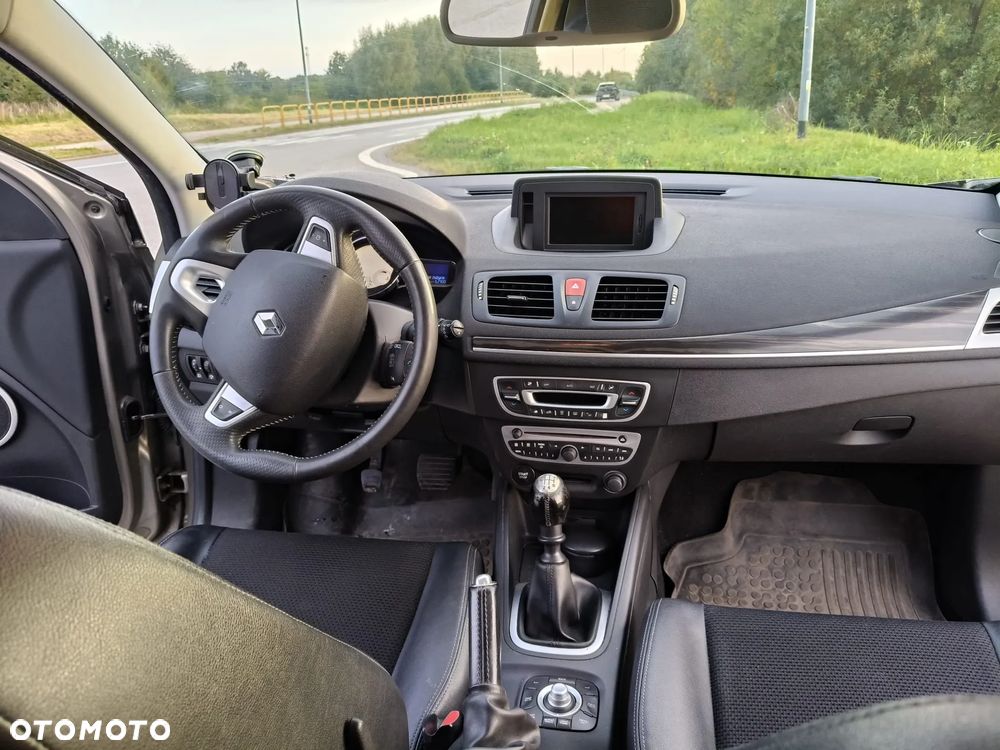 Renault Megane 1.5 dCi Authentique - 9