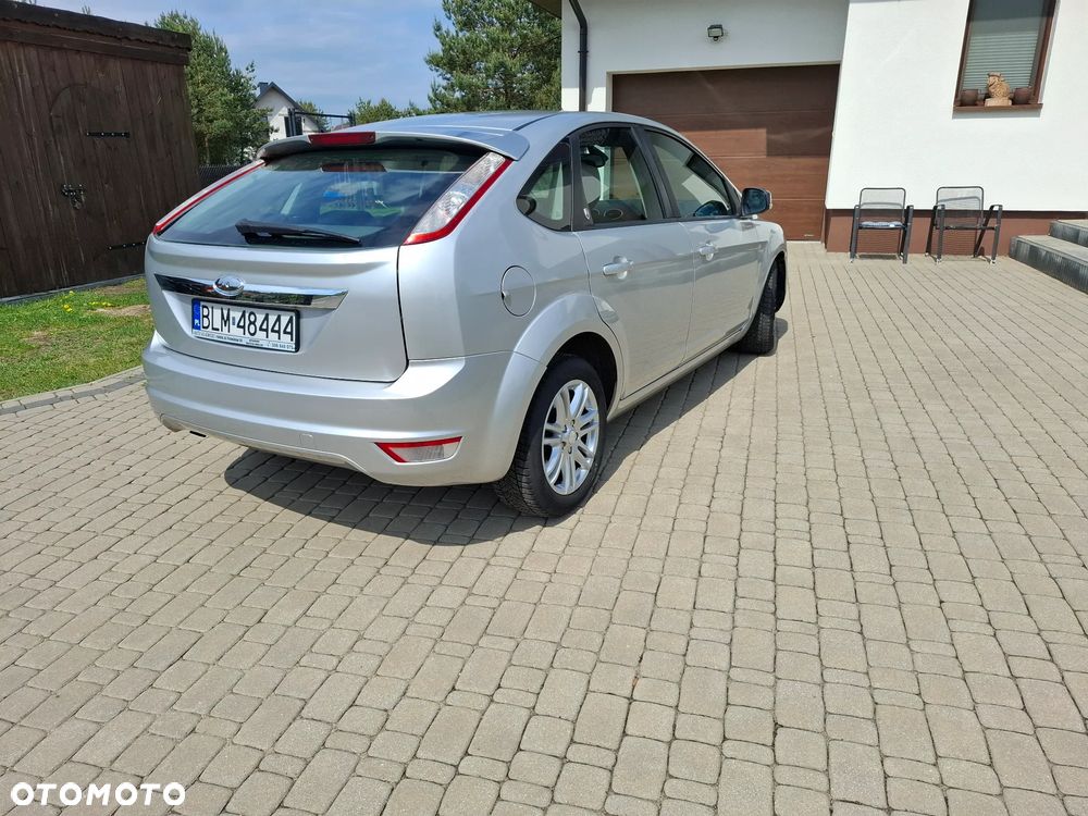 Ford Focus 2.0 TDCi Ghia DPF - 5