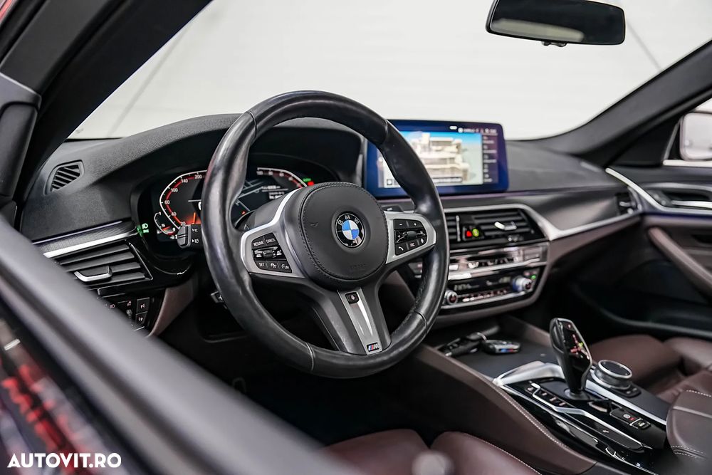 BMW Seria 5 520i Aut. - 11