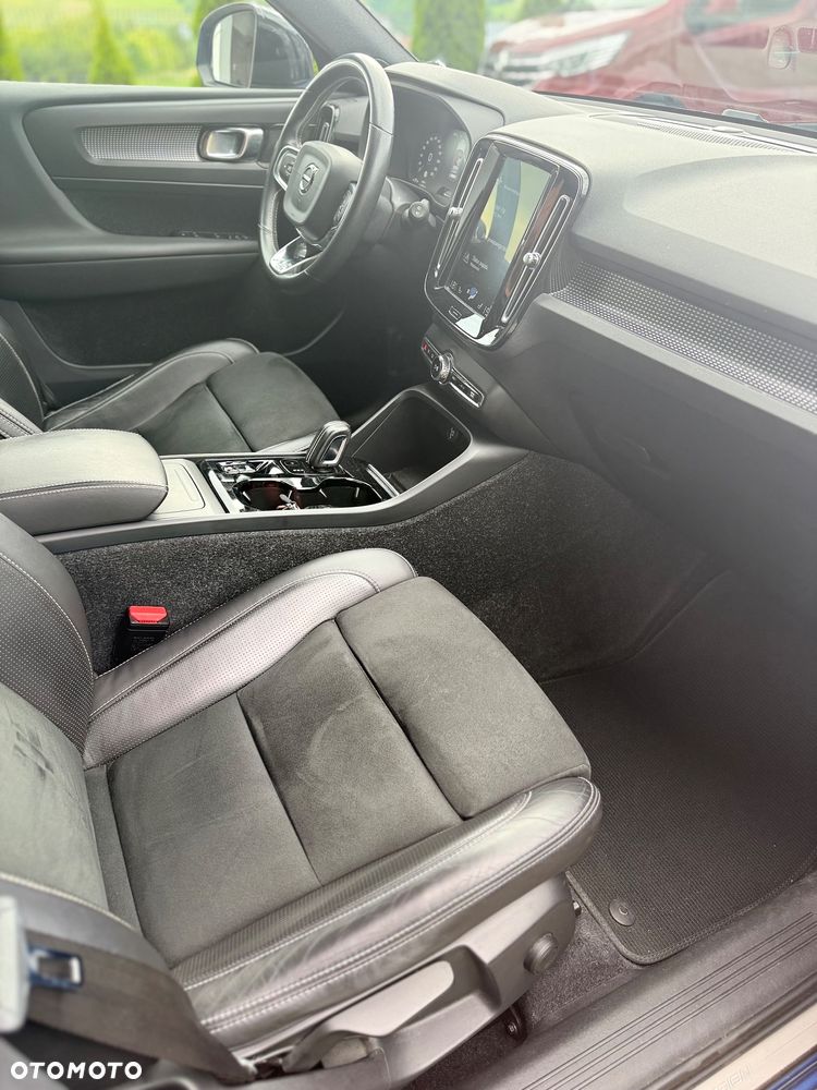 Volvo XC 40 D4 AWD Geartronic R-Design - 20