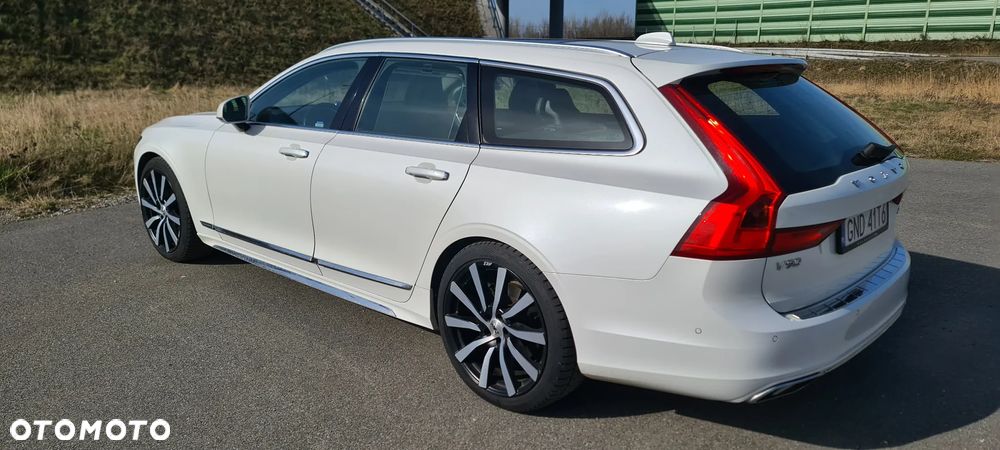 Volvo V90 D5 SCR AWD Inscription - 9