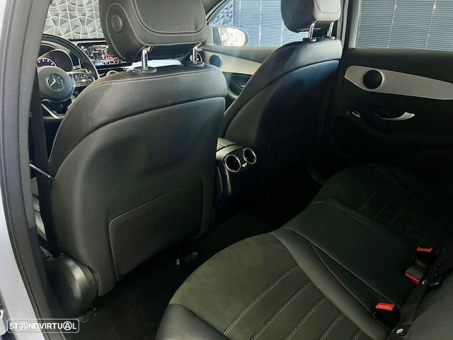 Mercedes-Benz GLC 300 de Coupe 4Matic 9G-TRONIC AMG Line Plus - 26