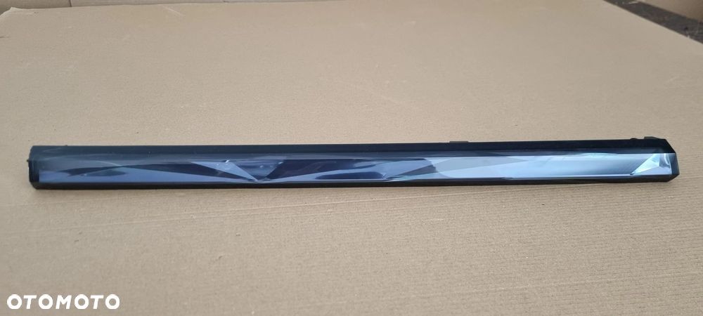 BMW 5 G60 G61 2023- Panel dotykowy Kryształ Dekor Europa - 3