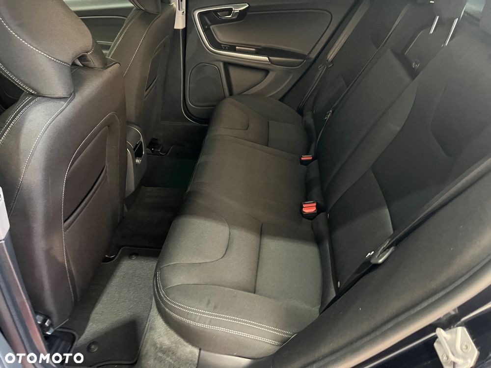 Volvo V60 - 18