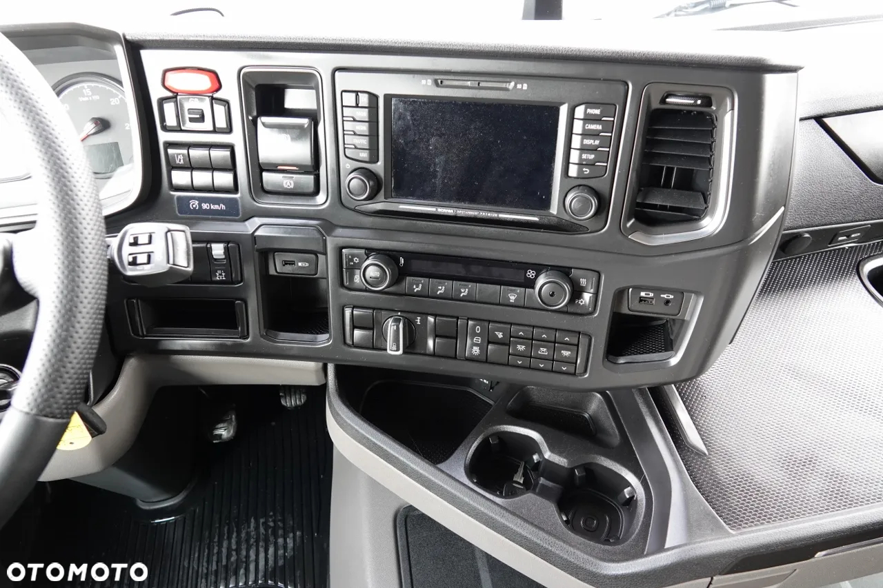 Scania R 450 / RETARDER / HYDRAULIKA / KLIMA POSTOJOWA / HYDRAULIKA / NISKA KABINA / OPONY 100% / PO KONTRAKCIE SERWISOWYM - 28