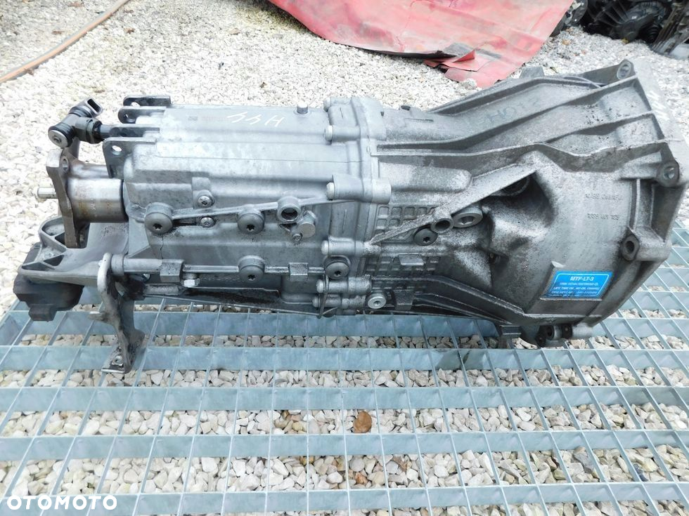 Skrzynia biegów manual BMW 5 E60 E61 2.0D 520D 6 biegów star-stop N47D20 - 2