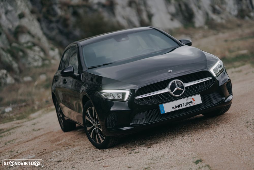 Mercedes-Benz A 250 e Style Plus - 13