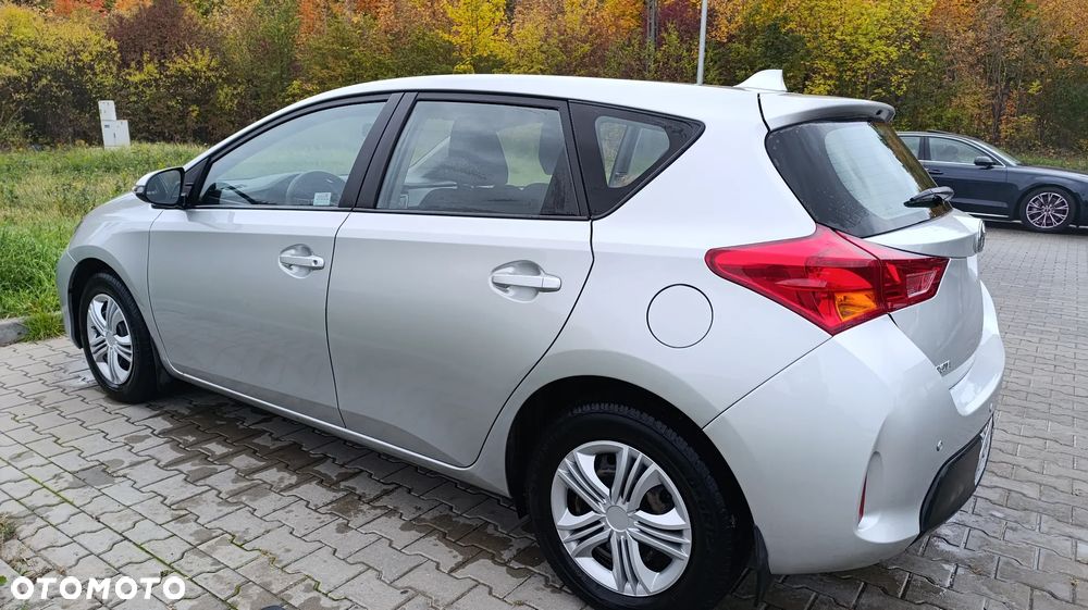 Toyota Auris 1.6 Active - 5