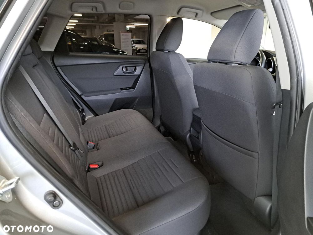 Toyota Auris Hybrid 135 Premium - 15