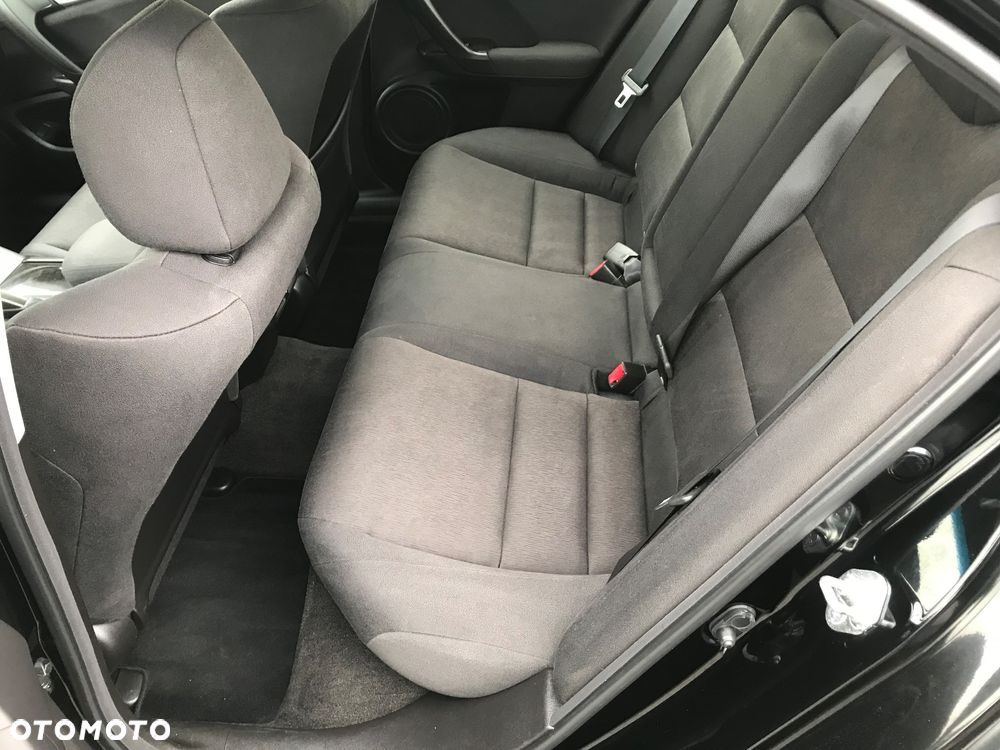 Honda Accord ver-2-2i--dtec-automatik-executive - 14