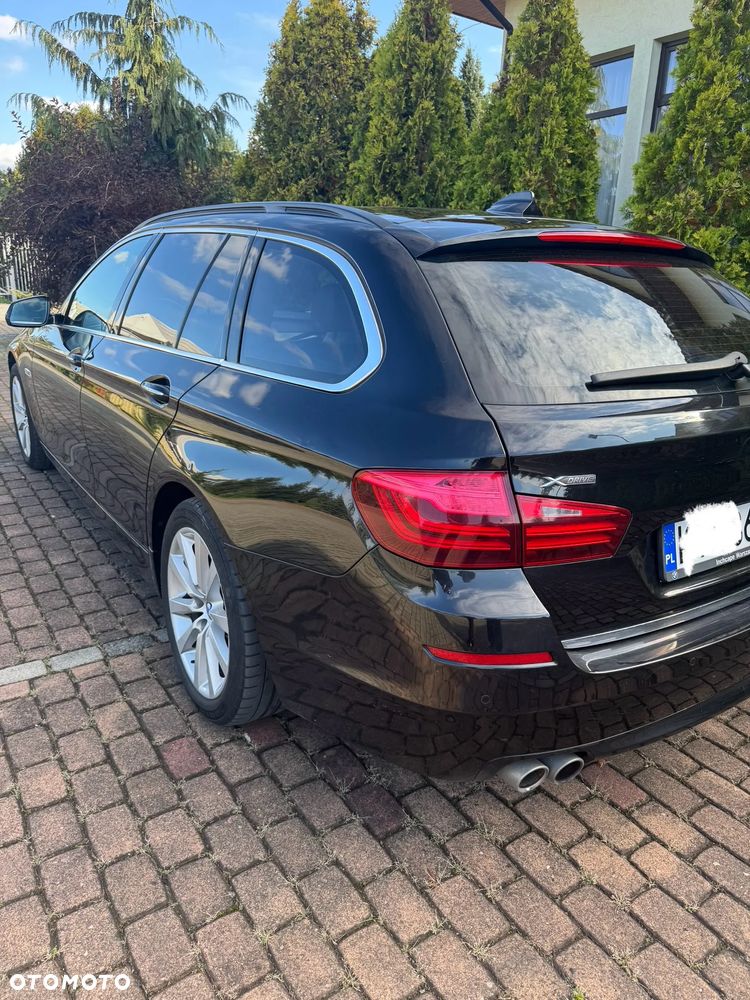 BMW Seria 5 525d xDrive Luxury Line - 4