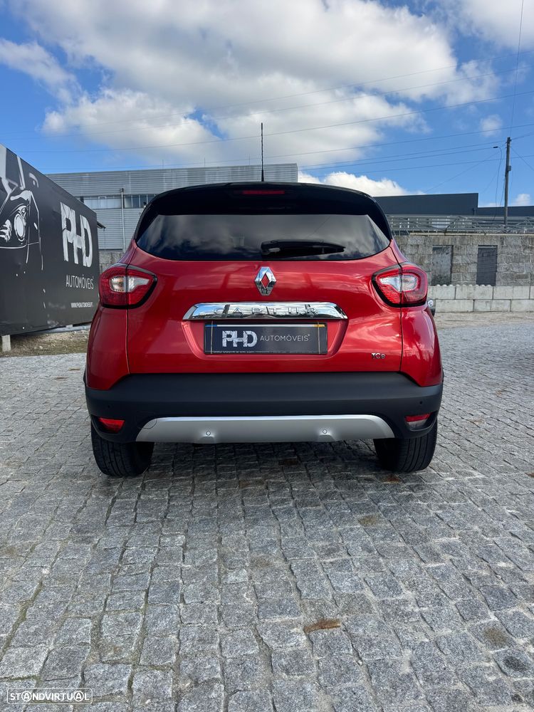 Renault Captur 0.9 TCE Helly Hansen - 16