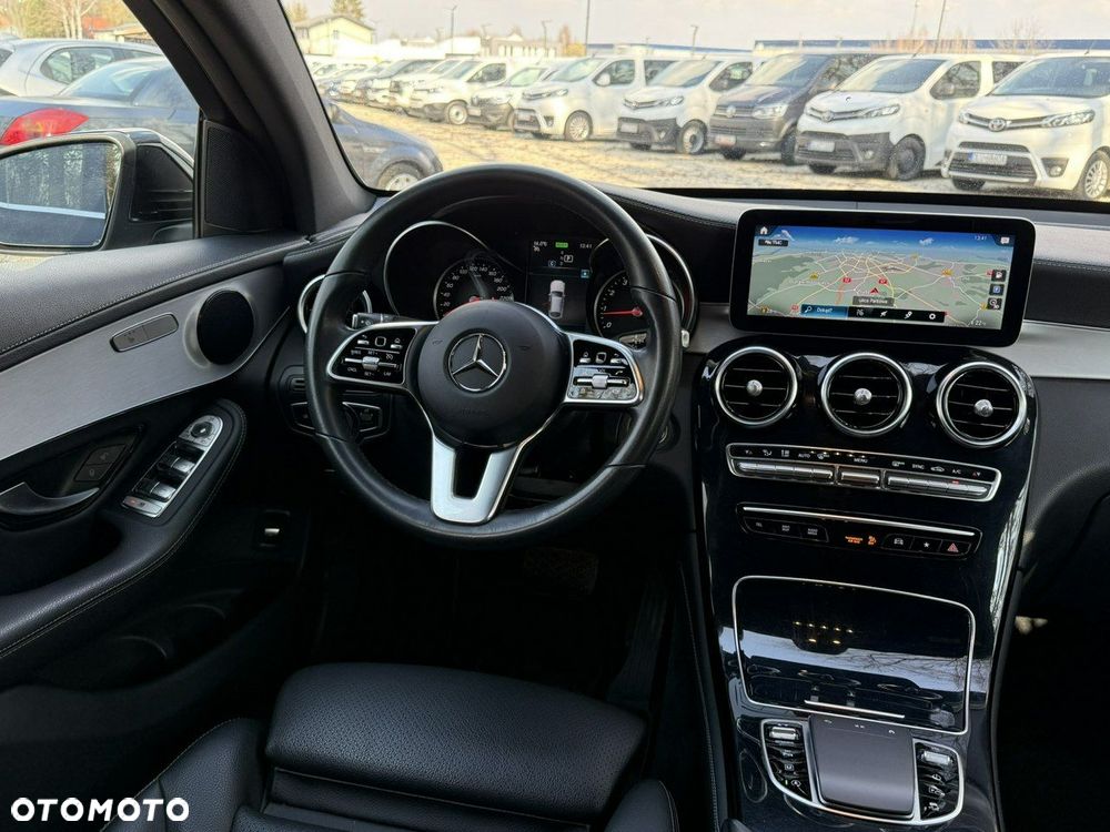 Mercedes-Benz GLC - 29