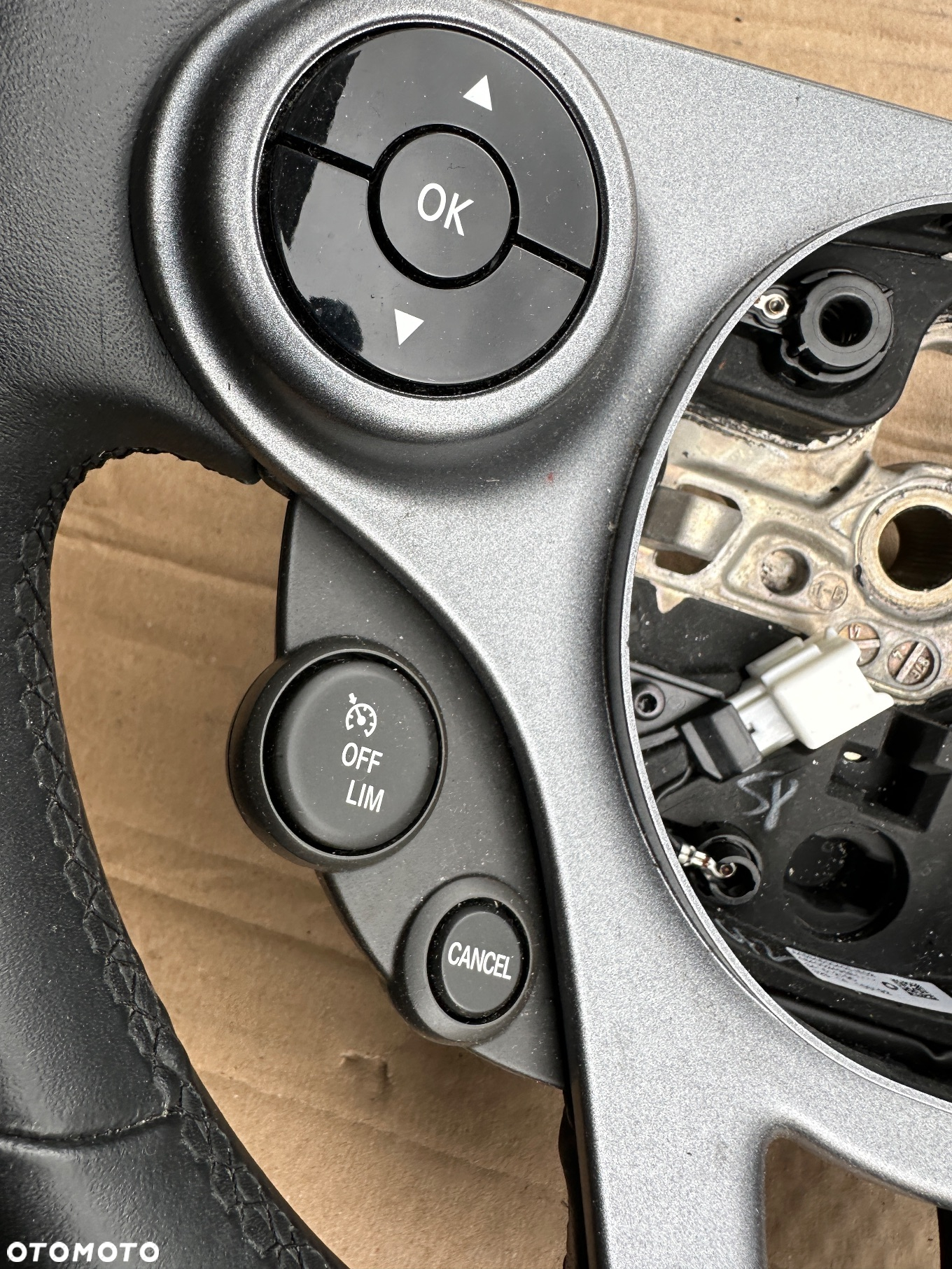 Smart 453 fortwo forfour kierownica skórzana idealna - 7