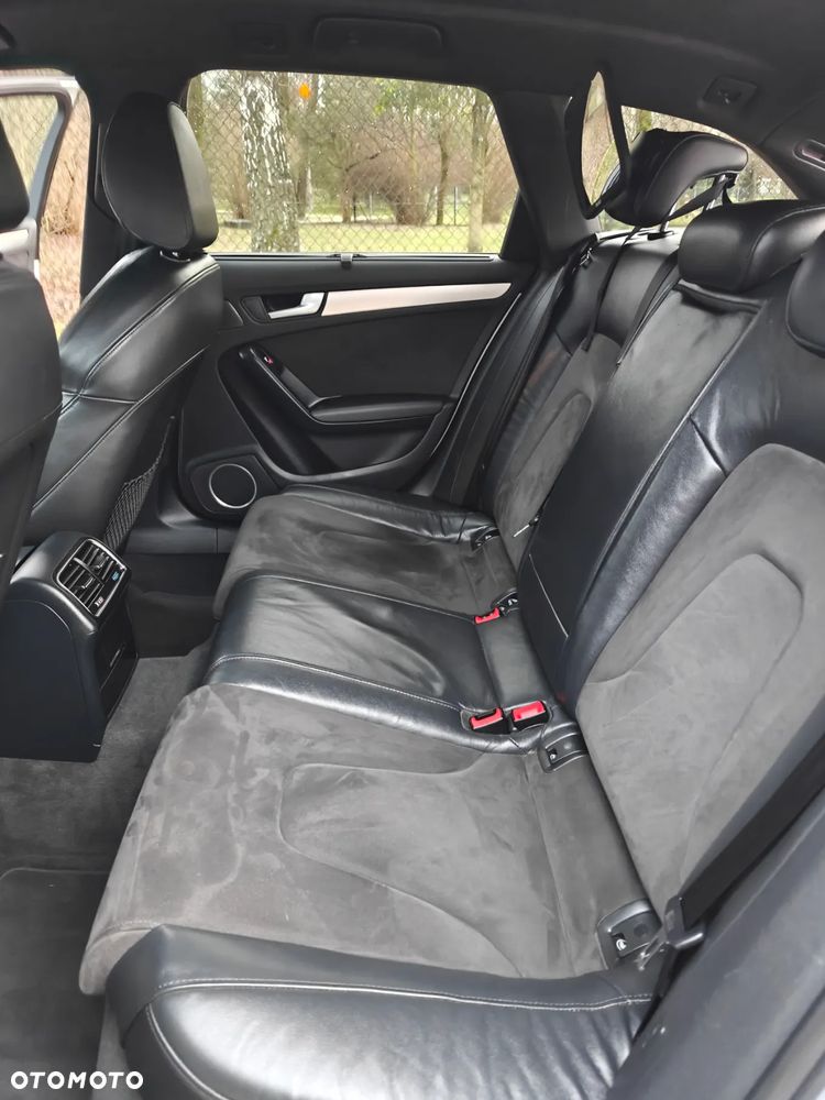 Audi A4 Allroad 2.0 TDI Quattro S tronic - 11