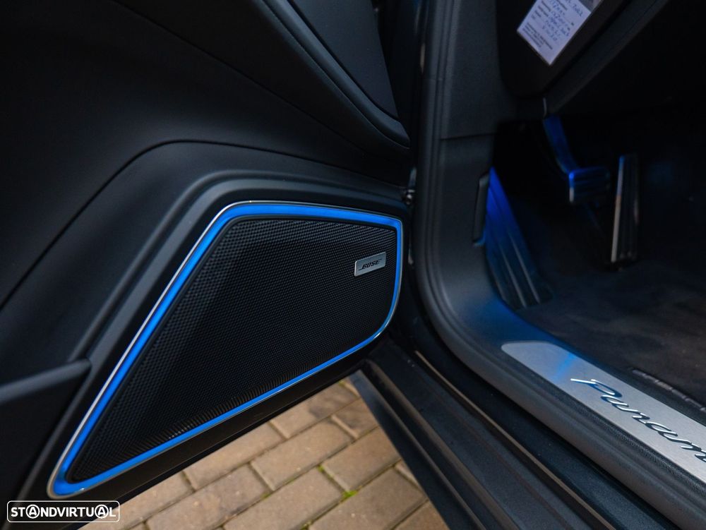 Porsche Panamera Sport Turismo 4 E-Hybrid - 17