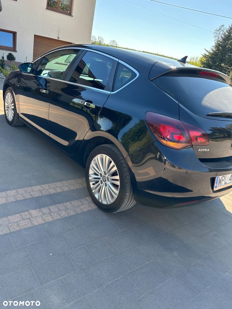 Opel Astra 1.7 CDTI - 2