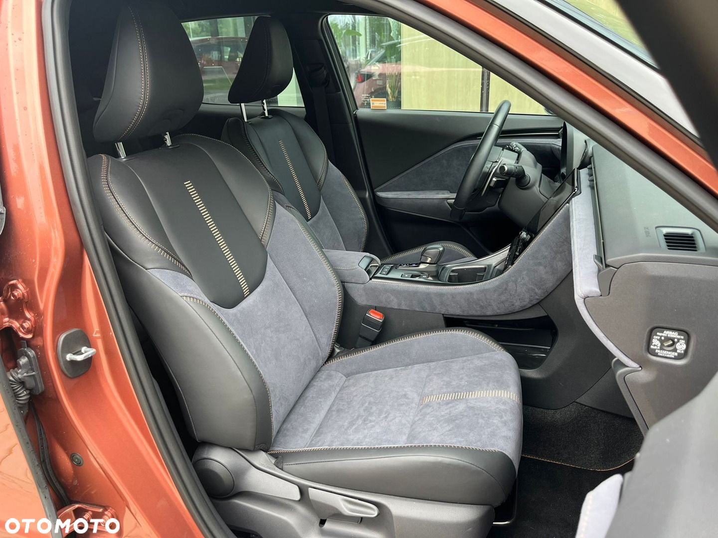 Lexus LBX 1.5 Hybrid Cool - 24