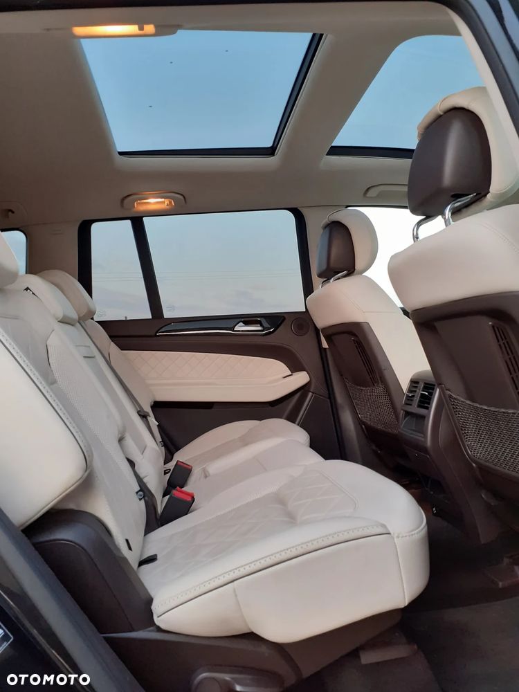 Mercedes-Benz GLS 350 d 4Matic 9G-TRONIC Grand Edition - 17