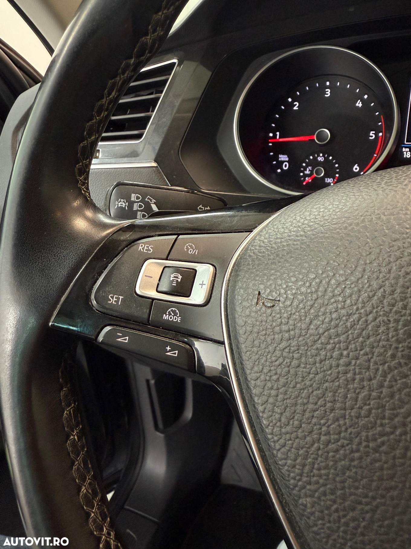 Volkswagen Tiguan 2.0 TDI DPF DSG Comfortline - 16