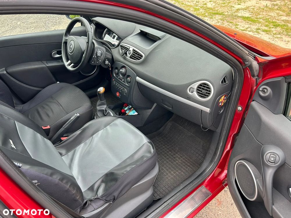 Renault Clio - 3