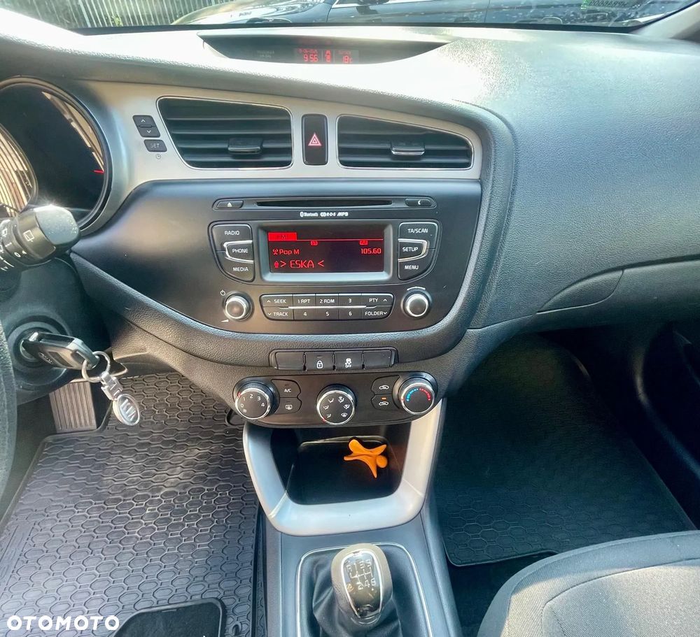 Kia Ceed 1.6 CRDi M - 21