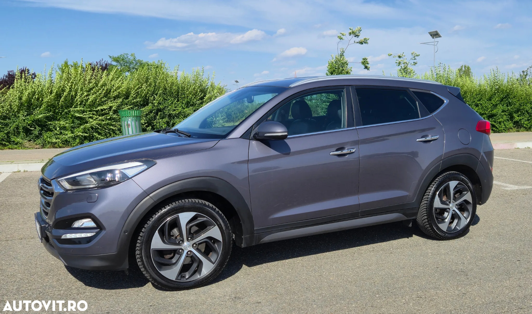 Hyundai Tucson 2.0 CRDI 4WD 8AT Premium - 2