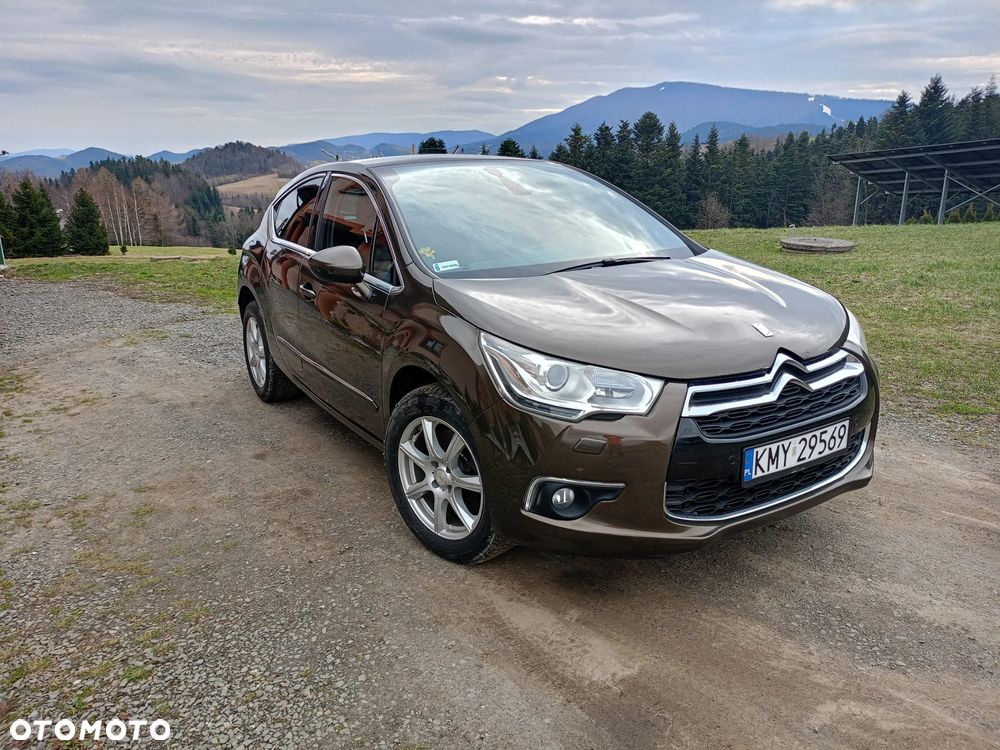 Citroën DS4 1.6 THP SportChic - 1