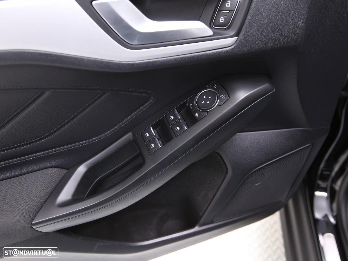 Ford Focus SW 1.5 TDCi EcoBlue Titanium - 13