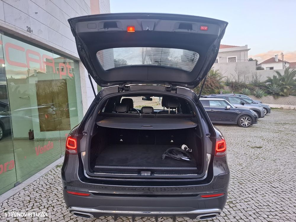 Mercedes-Benz GLC 300 e 4Matic - 52