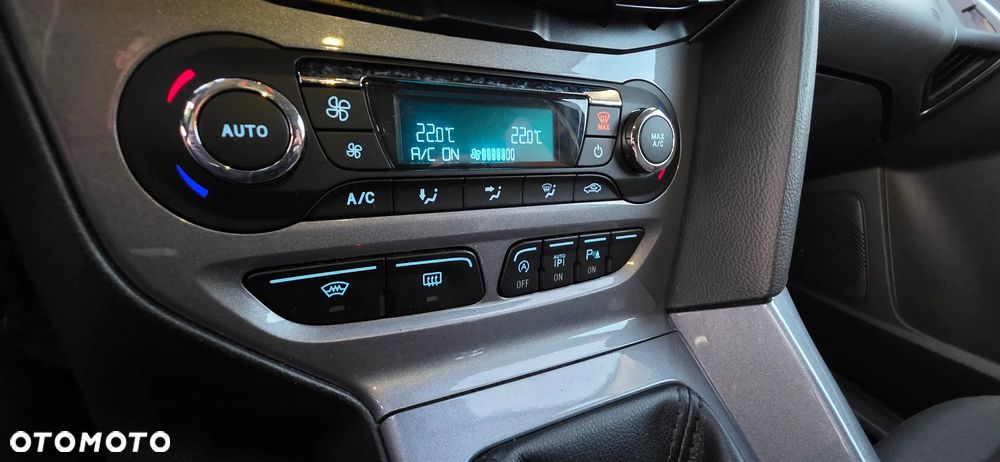 Ford Focus 1.6 EcoBoost Titanium - 20