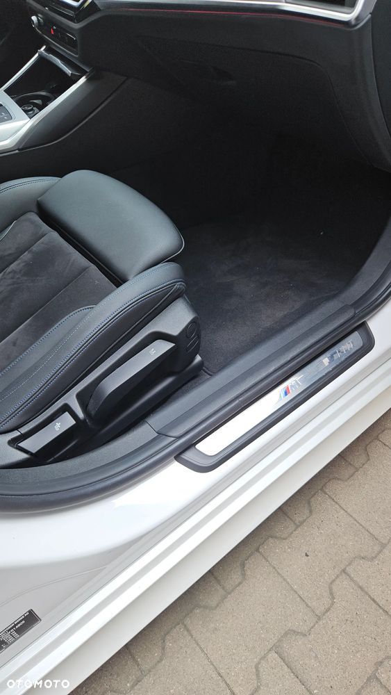 BMW Seria 3 320d xDrive mHEV M Sport - 27