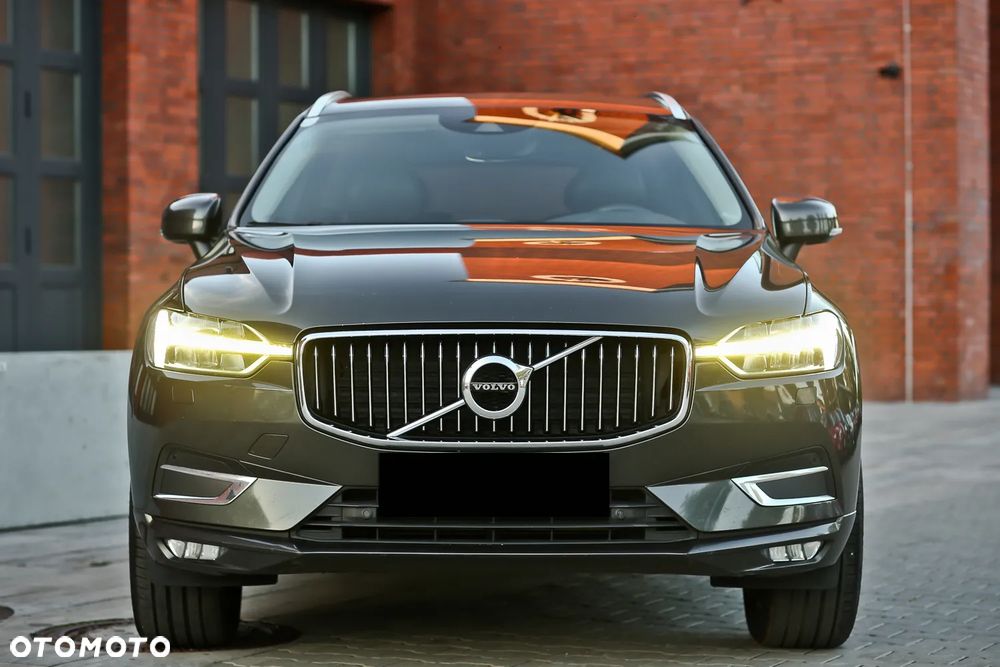 Volvo XC 60 D5 AWD Geartronic Inscription - 6