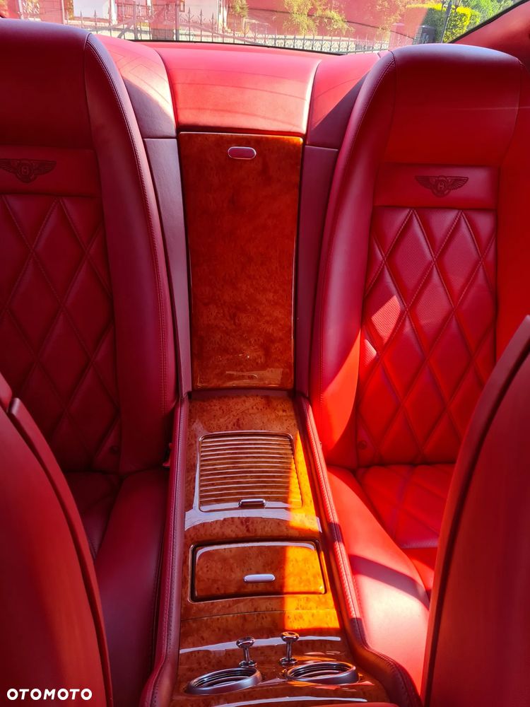 Bentley Continental GT - 18