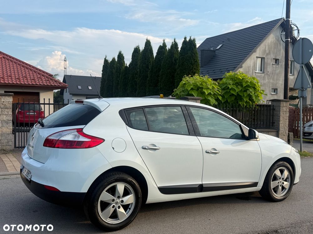 Renault Megane 1.6 16V Dynamique Euro5 - 18