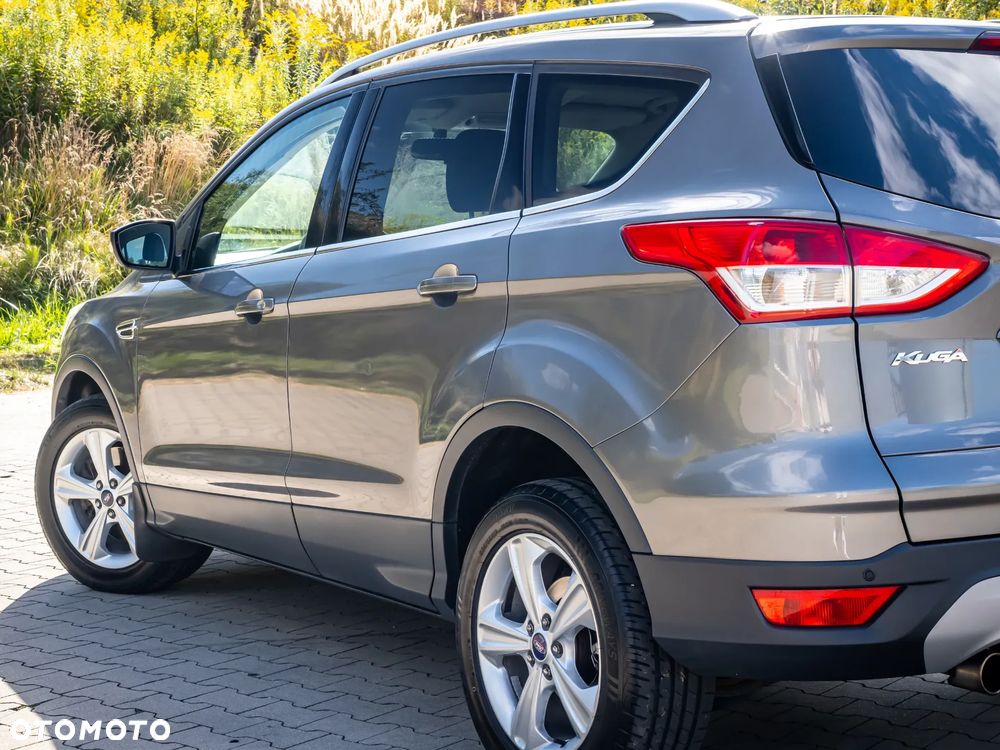 Ford Kuga 1.6 EcoBoost 4WD Titanium - 14