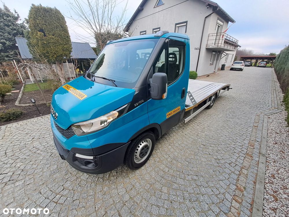 Iveco Daily 33 S 13 D - 1