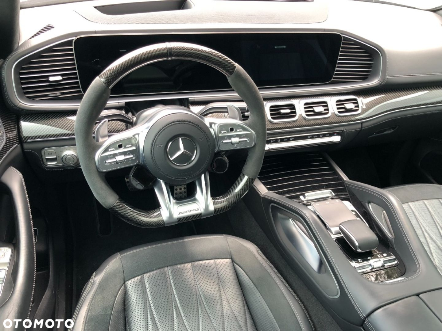 Mercedes-Benz GLE - 28