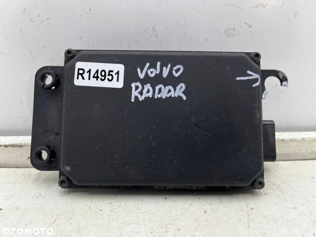Radar Volvo XC60 XC70 V70 III S80 V60 S60 V40 II sensor czujnik prędkości tempomat 31400839 - 1