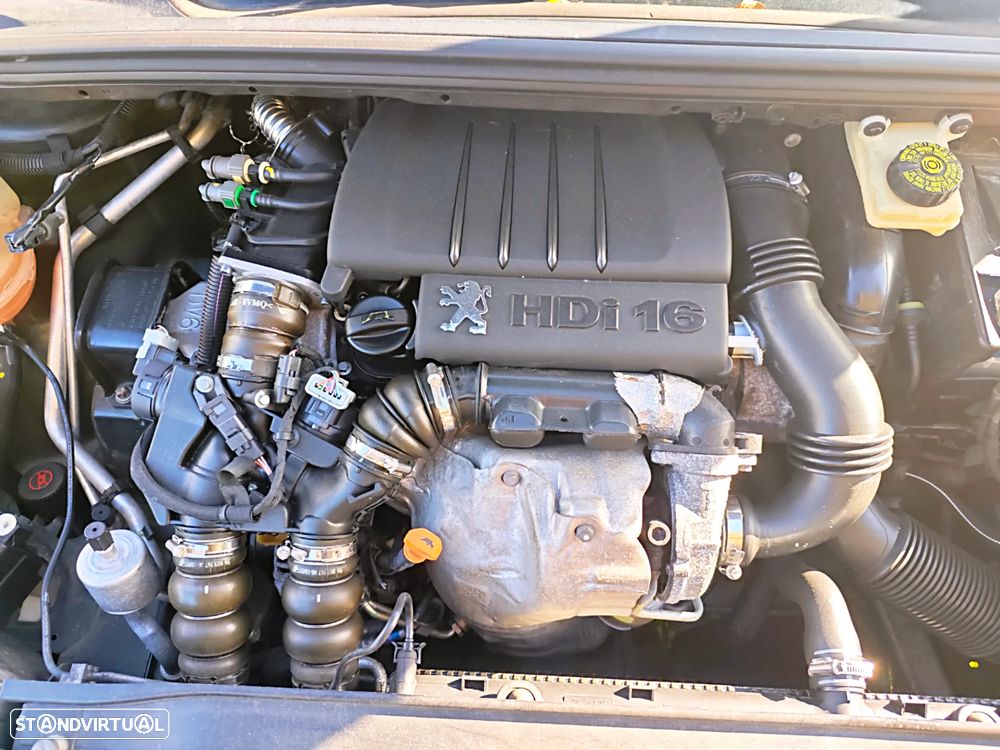 Peugeot 308 1.6 HDi Executive - 13