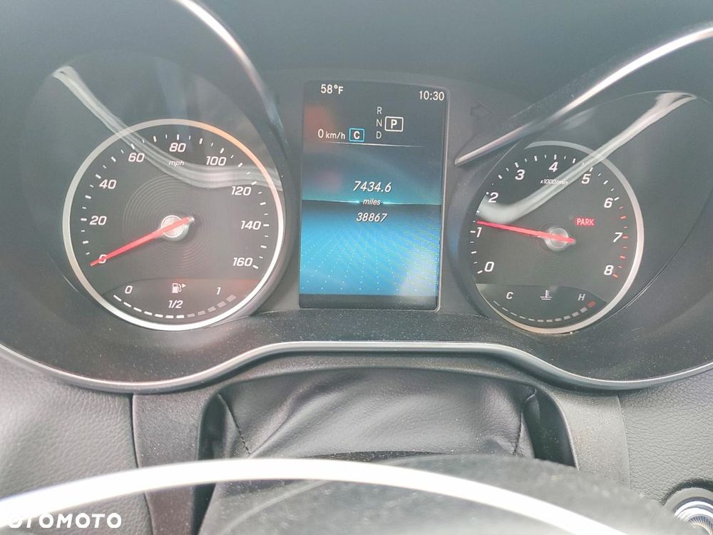 Mercedes-Benz Klasa C 300 4Matic 9G-TRONIC AMG Line - 9