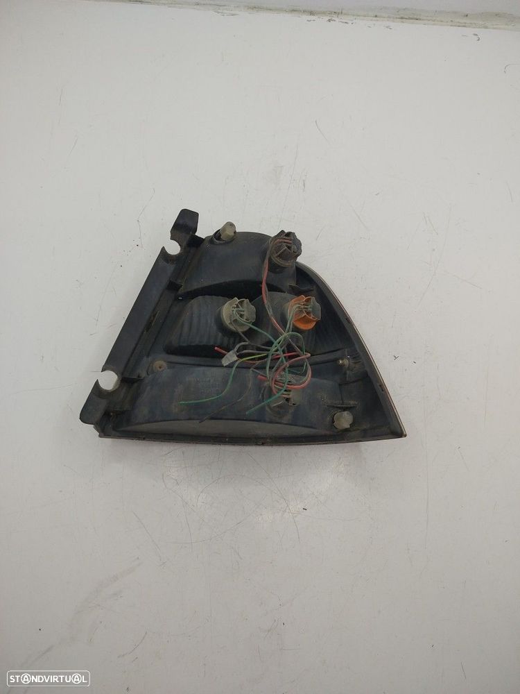 Farolim Stop Esq Honda Civic Vi Aerodeck (Mb, Mc) - 3