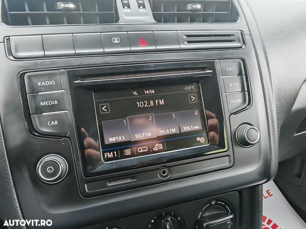 Volkswagen Polo - 11