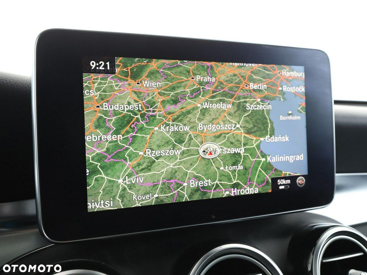 Mercedes-Benz GLC 300 4Matic 9G-TRONIC AMG Line - 24