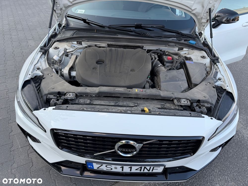 Volvo V60 B3 B R-Design - 19