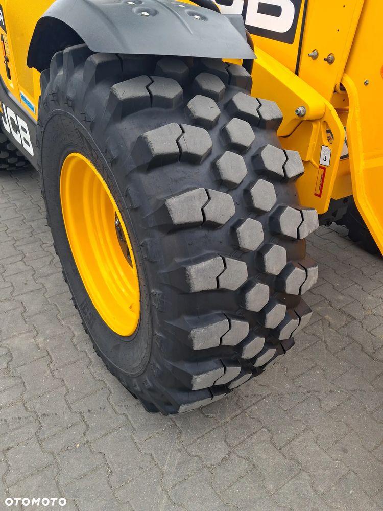 JCB 542 - 70 AGRI SUPER DUALTECH VT - 7